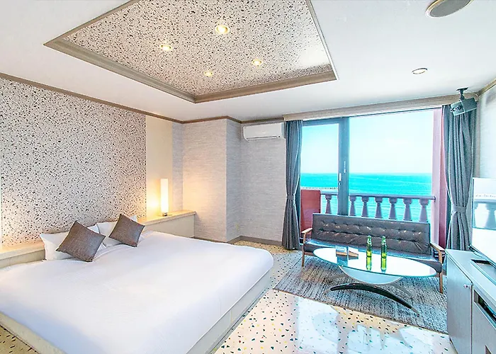 Hotel Luna Coast (Adult Only)